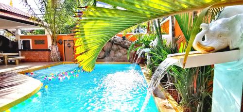 TUCHELAND Luxury Pool Villa Pattaya Walking Street 7 Bedrooms Pattaya
