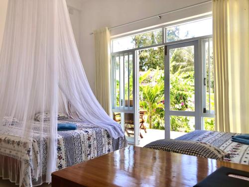 Timothe Beach Bungalow