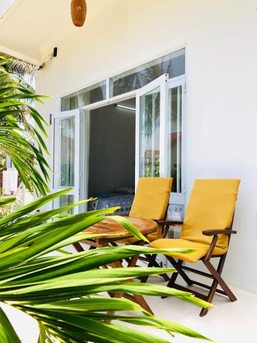 Timothe Beach Bungalow