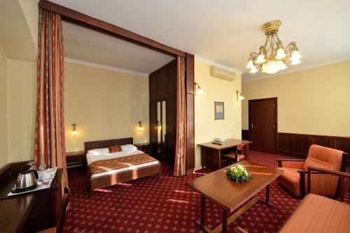 Palatinus Grand Hotel, 7621 Pécs