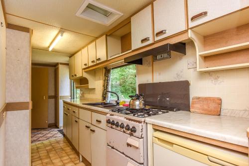 2 bedrooms, 5 beds