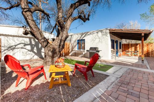 Casita del Sol Charming Private Studio cabin Tucson