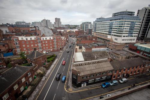 Cranbrook House Apartments - Near Ice Arena