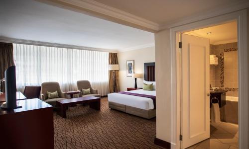 AVANI Windhoek Hotel & Casino