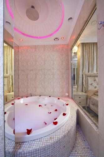 Premium Hotel