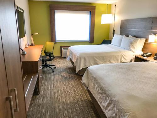 Holiday Inn Express & Suites Lubbock West, an IHG Hotel