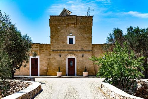 Masseria fortificata con piscina e spiaggia m770 - image 10