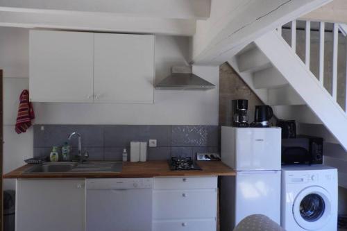 設施, Maisonnette climatisée avec parking privé (Maisonnette climatisee avec parking prive) in 馬德連聖里歐納