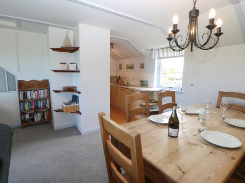 Longstone - image 7