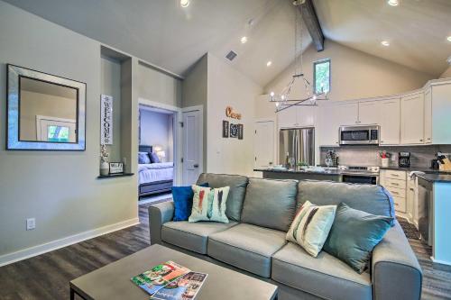 Romantic Wine Country Escape with Hot Tub and Patio! - main image