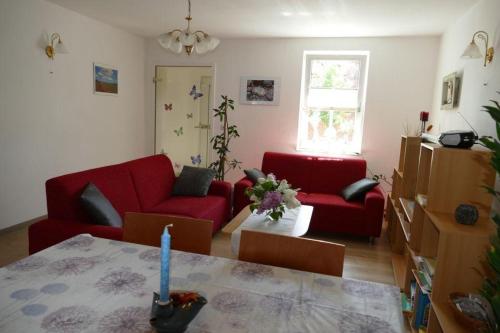 B&B Bergen auf Rügen - Ferienwohnung-Amsel-kinderfreundliche-Unterkunft-in-zentraler-Lage - Bed and Breakfast Bergen auf Rügen