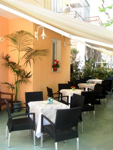HOTEL SILVANA 4
