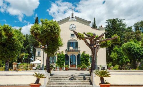 VdP Luxury Tuscan Villa - image 8