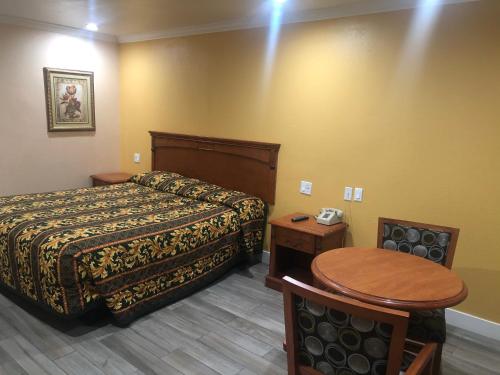 Economy Inn - Ontario Airport - image 4