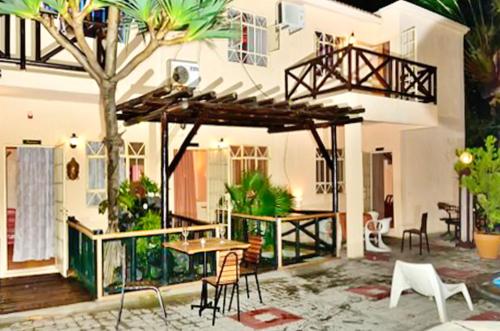 Apartment with 2 bedrooms in Pereyber with shared pool furnished terrace and WiFi 1 km from the beach