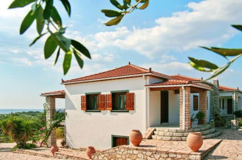 Elegant Apartment in Agios Ilias with Sea View