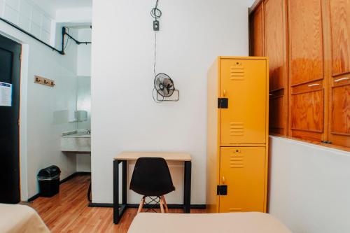 room detail thumbnail 0