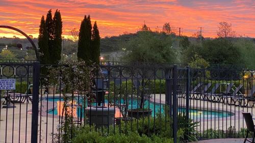 Holiday Inn Express Hotel & Suites El Dorado Hills