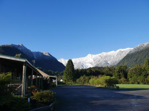 Rainforest Motel - Accommodation - Fox Glacier