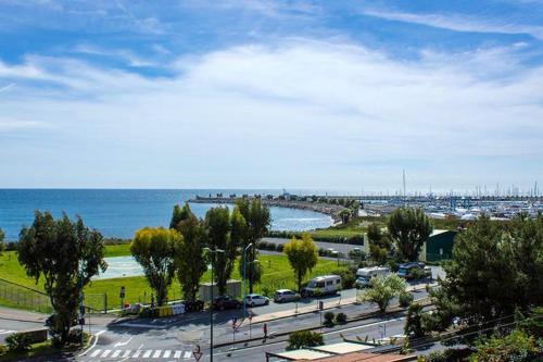 One bedroom house at Imperia 100 m away from the beach with city view and wifi gîte à louer Imperia