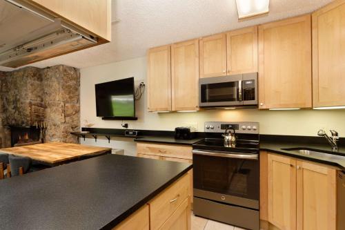 Lichenhearth 24 in Snowmass Village, USA