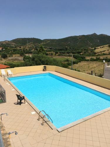  Apartment with 2 bedrooms in Franculacciu with shared pool and furnished balcony 5 km from the beach, Ferienwohnung in Brunella