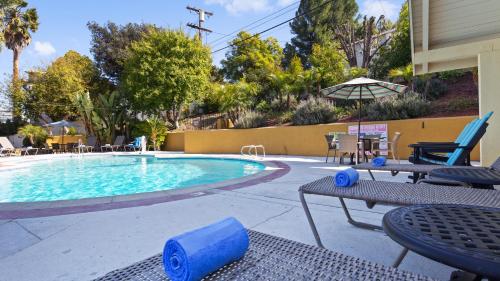 Best Western Woodland Hills - image 9
