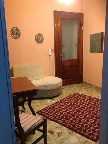  2 bedrooms appartement with city view furnished balcony and wifi at Torino, Pension in Turin