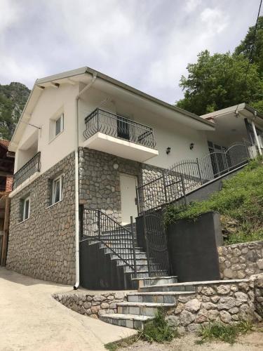 Accommodation in Mavrovo and Rostuša