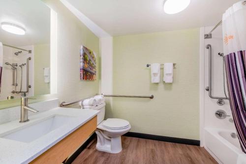 La Quinta by Wyndham New Orleans Downtown - image 8