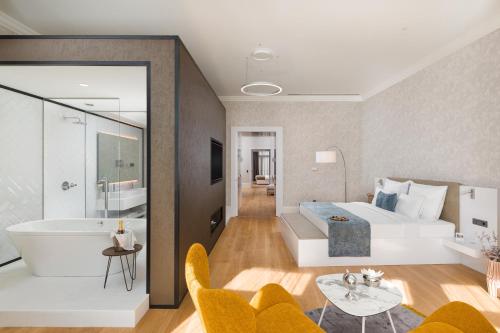 Hotel Vision - image 14