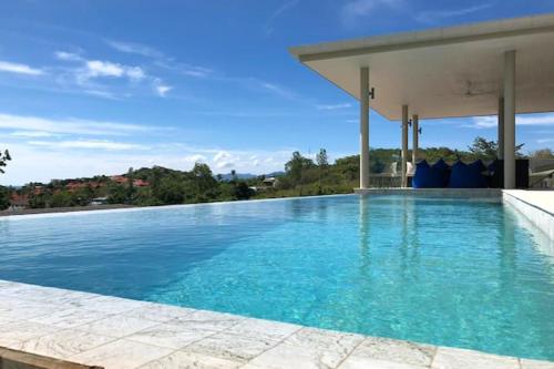 4 bedrooms house at Bophut 700 m away from the beach with private pool jacuzzi and terrace