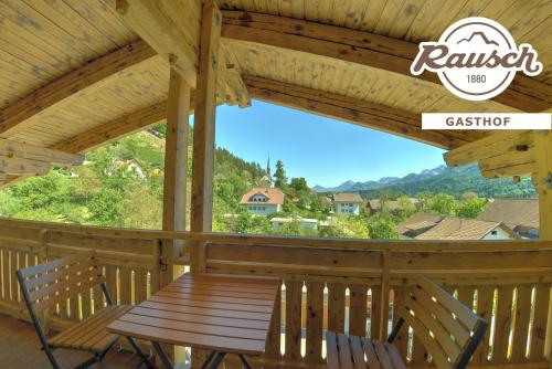 2 bedrooms, 3 beds