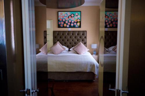 Karma Sanctum Soho Hotel - image 2