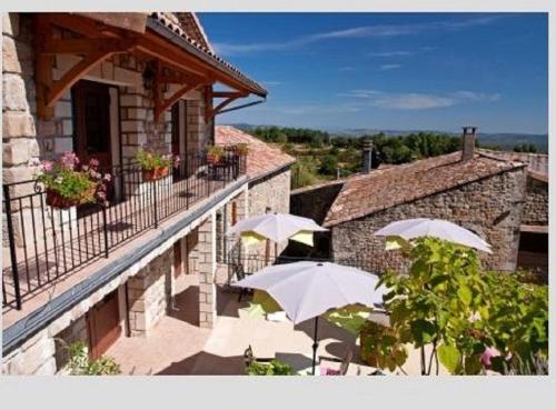 Aux Vieux Arceaux Hotel de charme Chazeaux