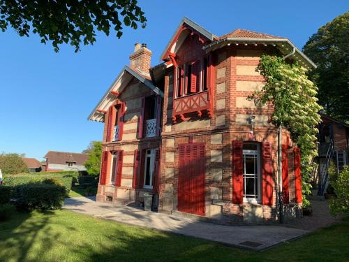 La Villa des Rosiers