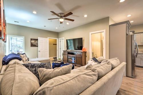 Upscale Living in Flagstaff 2Mi to NAU and Downtown - image 2