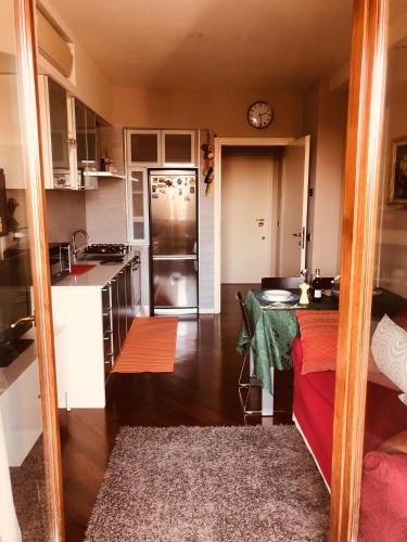  One bedroom appartement with city view enclosed garden and wifi at Monza, Pension in Monza