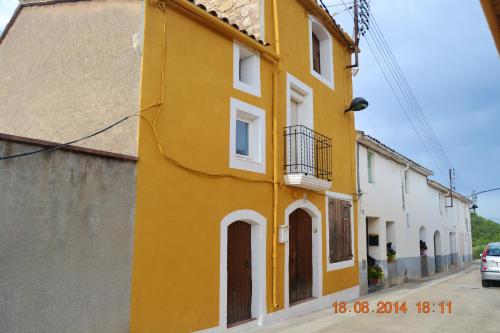  4 bedrooms house with furnished terrace and wifi at Sant Pere Sacarrera, Pension in Mediona bei Lavid