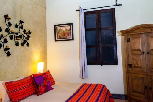 Double Room image 3