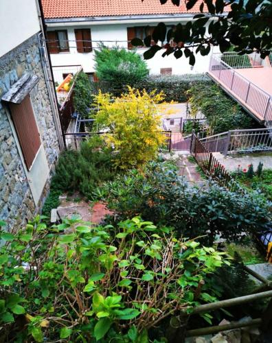 Apartment with one bedroom in Tosi with wonderful mountain view enclosed garden and WiFi