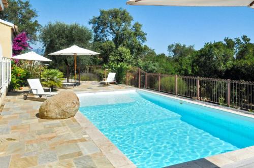 Villa de 4 chambres a Linguizzetta a 850 m de la plage avec vue sur la mer piscine privee et jardin clos