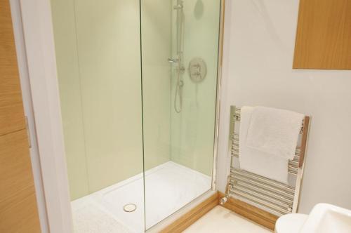 Super Nice Clerkenwell Home - image 12