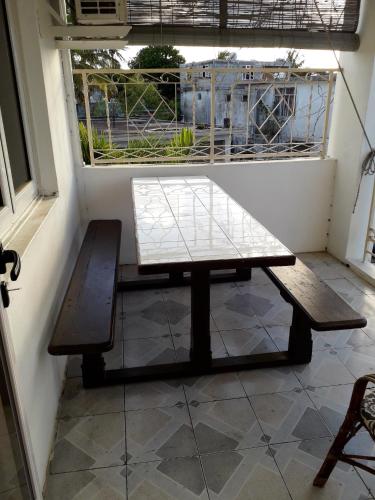 2 bedrooms appartement at Grand Baie 300 m away from the beach with city view balcony and wifi