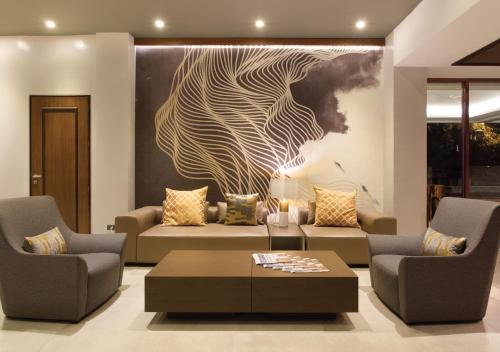 The Marison Hotel photo 4