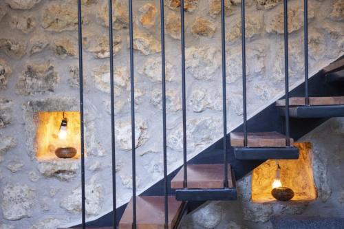 Facilities, dell Mar stone house in Svoronata