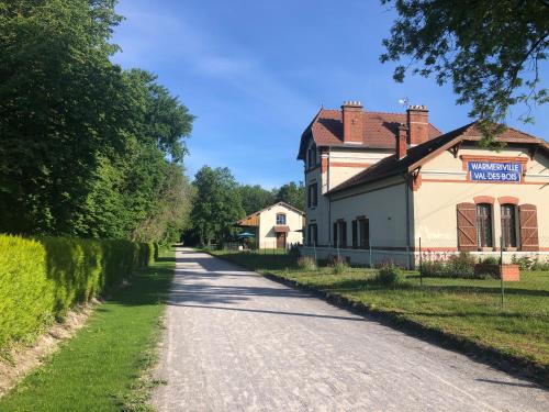 Ancienne Gare du Val des Bois