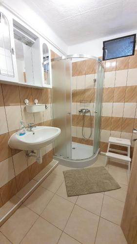  Family Friendly Gyál in Gyál