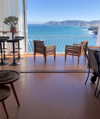  2 bedrooms appartement with sea view and furnished terrace at Llanca, Unterkunft in Llança