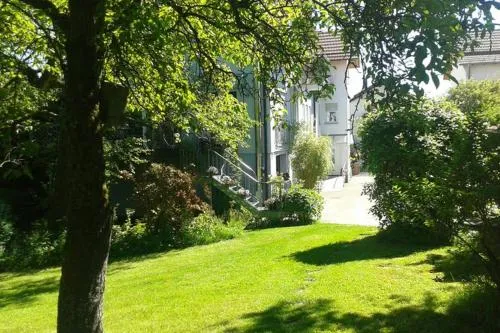 Anna - neue Ferienwohnung mit Blick ins Grüne in Ober-Abtsteinach, Deutschland